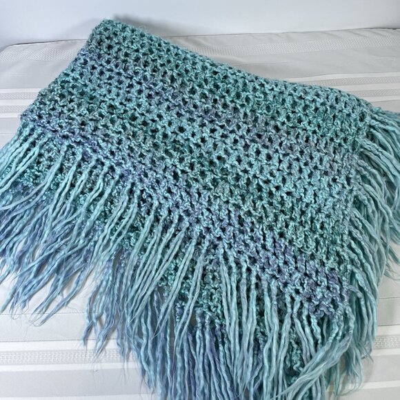 Vintage Handmade Blue Sully Open-Weave Fringe Throw Retro Accent Blanket Boho - Picture 1 of 5